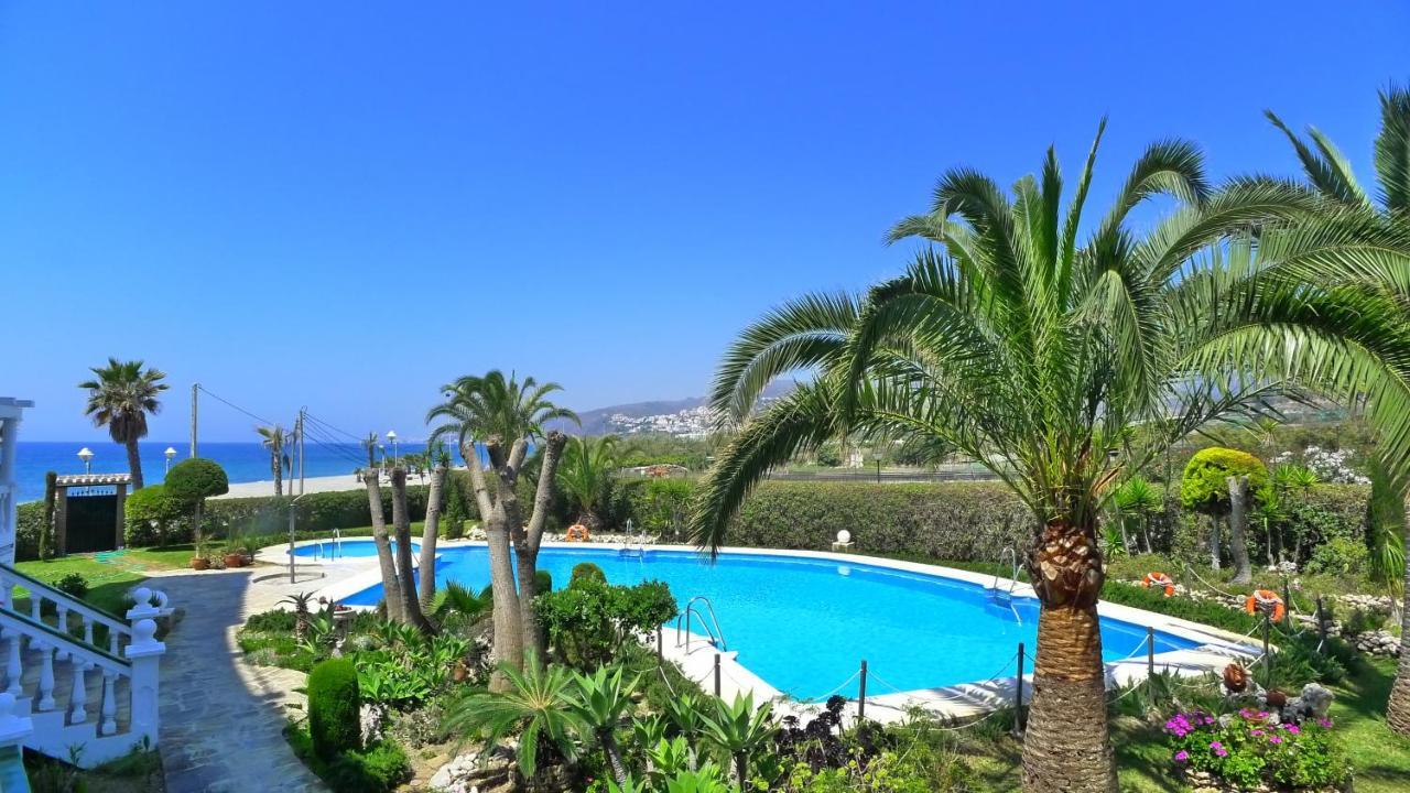 Stella Maris - Sleeps 4 Apartment Нерха Екстериор снимка