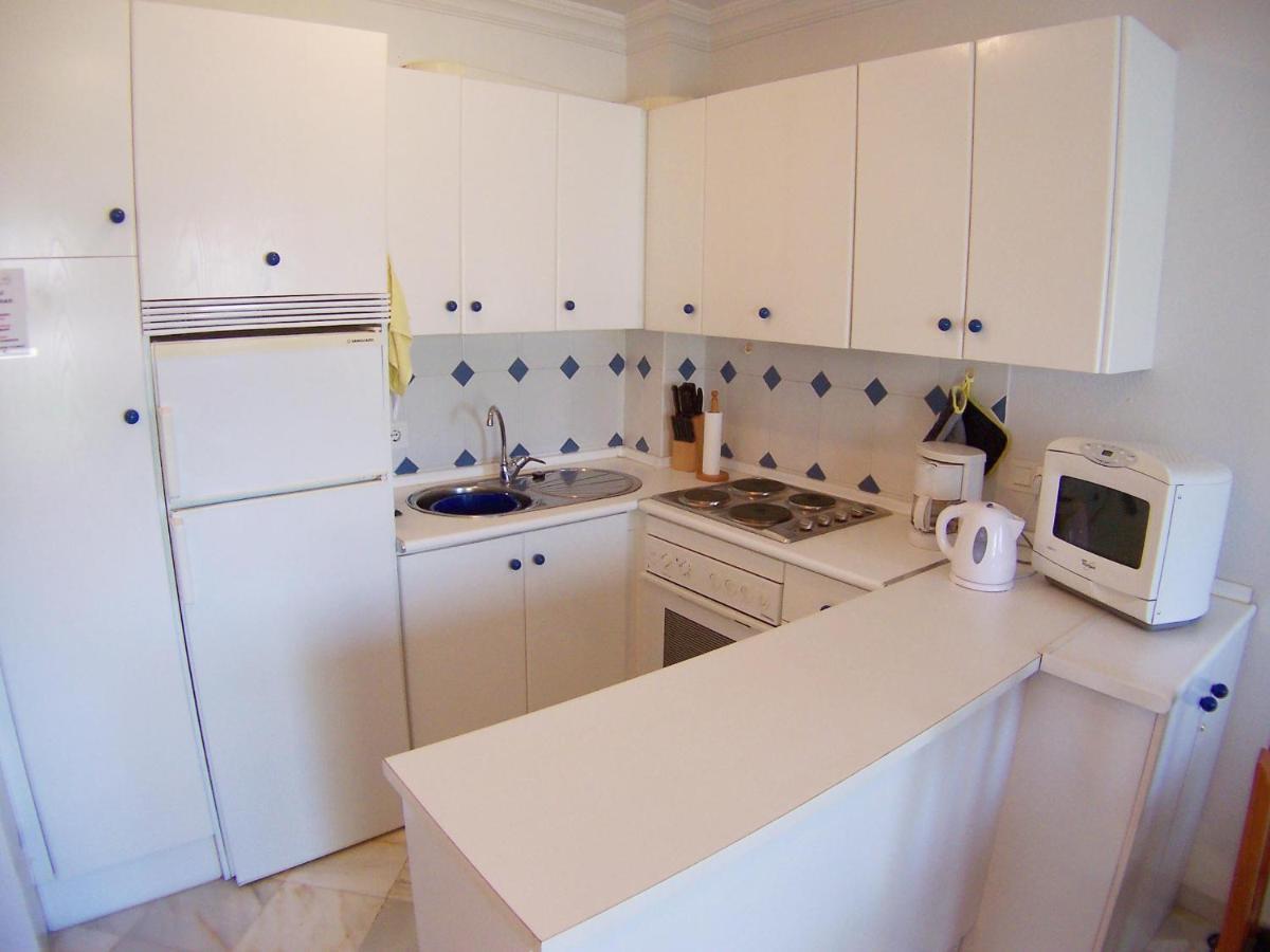 Stella Maris - Sleeps 4 Apartment Нерха Екстериор снимка